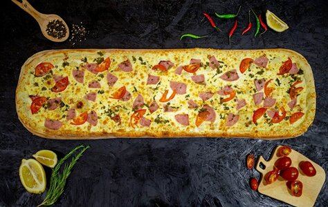 Острая Курица-ветчина метровая